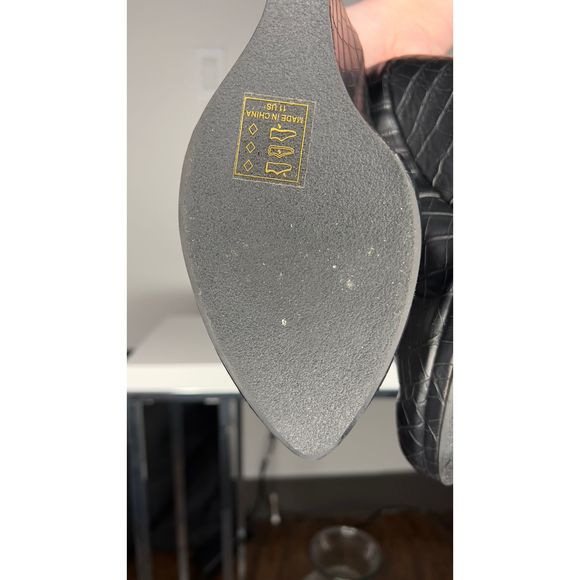 Lace Up Faux Alligator Texture Wedge Heels - Picture 6 of 8